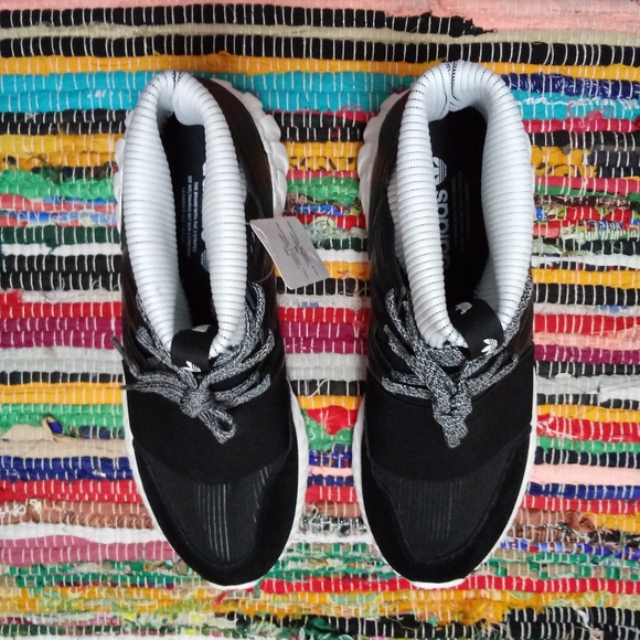 ADIDAS TUBULAR DOOM PRIMEKNIT - Picture 4 of 7